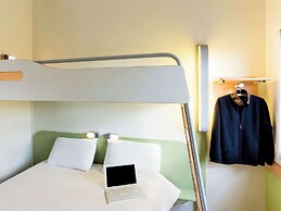 ibis budget Courbevoie Paris la Defense 1