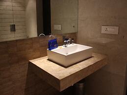 OYO 2617 Hotel Samrat Heavens