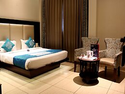 OYO 2617 Hotel Samrat Heavens