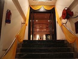 OYO 2617 Hotel Samrat Heavens