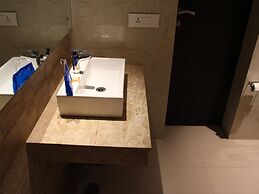 OYO 2617 Hotel Samrat Heavens