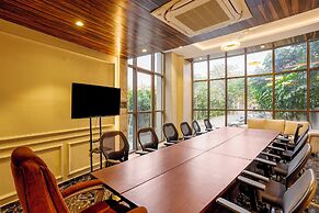 Treebo Niraali Executive, Hinjewadi