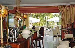 Enavlion Hotel Batagianni