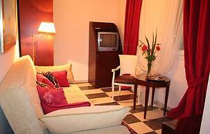 Enavlion Hotel Batagianni