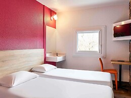 hotelF1 Cholet