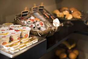 Giuturna Boutique Hotel