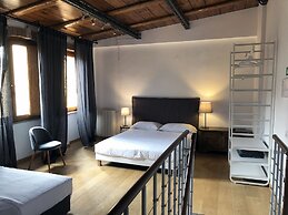 Giuturna Boutique Hotel