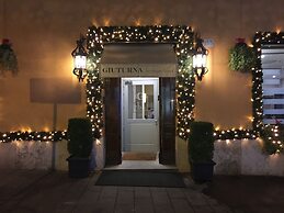 Giuturna Boutique Hotel