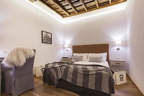 Giuturna Boutique Hotel