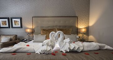 Parklands Hotel & Country Club