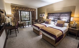 Parklands Hotel & Country Club