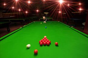 Parklands Hotel & Country Club