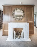 Parklands Hotel & Country Club