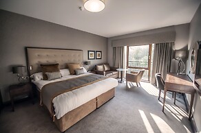 Parklands Hotel & Country Club