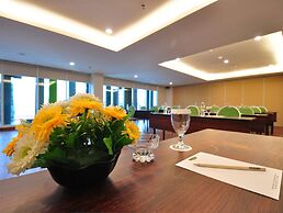 MaxOneHotels.com at Kramat