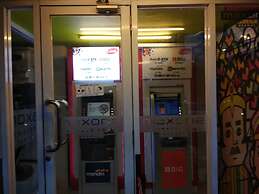 MaxOneHotels.com at Kramat