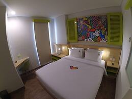 MaxOneHotels.com at Kramat