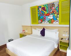 MaxOneHotels.com at Kramat