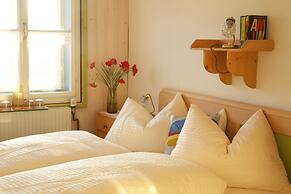 hepi Lodge