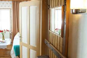 hepi Lodge