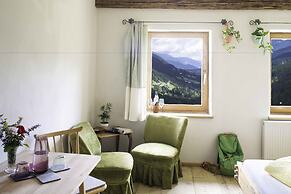 hepi Lodge