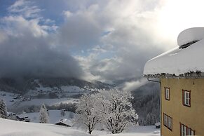 hepi Lodge