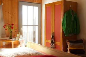 hepi Lodge