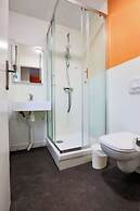Premiere Classe Plaisir - Gatines