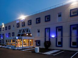 ibis budget Pontault Combault RN4 Marne la Vallée
