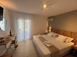 CAELI PAROS by Kostas and Ioanna Studios