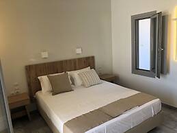 CAELI PAROS by Kostas and Ioanna Studios