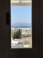 CAELI PAROS by Kostas and Ioanna Studios