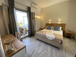 CAELI PAROS by Kostas and Ioanna Studios