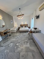 CAELI PAROS by Kostas and Ioanna Studios