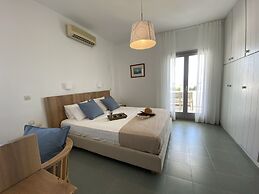 CAELI PAROS by Kostas and Ioanna Studios