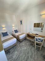 CAELI PAROS by Kostas and Ioanna Studios