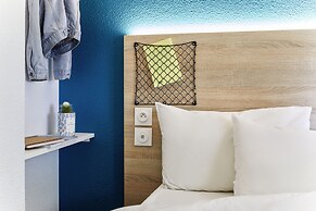 hotelF1 Lyon Sud Oullins