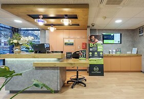 B&B HOTEL Troyes Centre