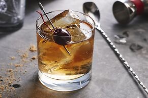 Courtyard by Marriott Seattle Everett Downtown