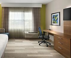 Holiday Inn Express & Suites Salisbury by IHG
