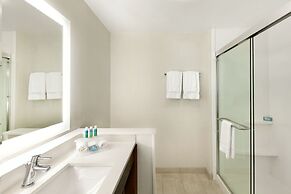 Holiday Inn Express & Suites Salisbury by IHG