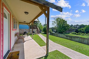 Blanco Riverside Cottages & RV