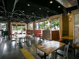 Capital O 642 The Junction Tagaytay