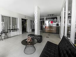 Capital O 642 The Junction Tagaytay