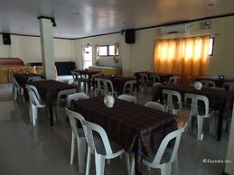 RueMango Apartelle and Suites