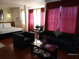 RueMango Apartelle and Suites