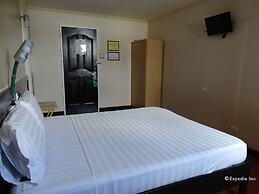 RueMango Apartelle and Suites