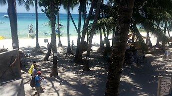 Boracay Coco Huts