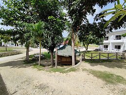 Meili Beach Resort