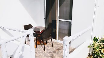 Meili Beach Resort